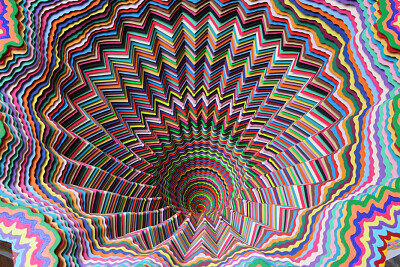 Amazing Psychedelic Sculptur