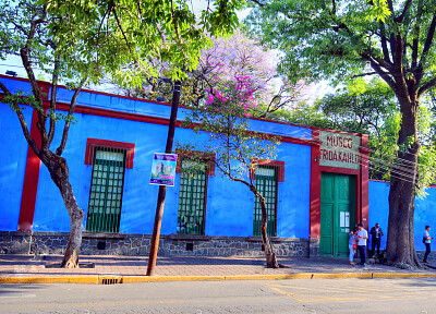 136.- CASA FRIDA CALO