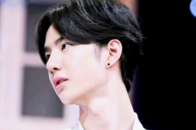 Chinese actor Wang Yibo