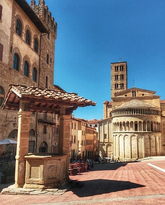 arezzo