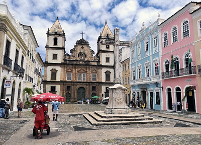 200.- BARRIO BRASILEÑO