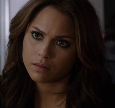 MonicaRaymund3