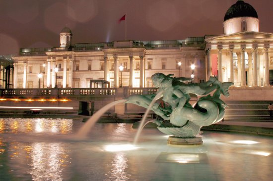 Trafalgar Fountain