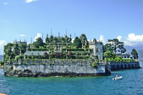 Isola Bella gardens