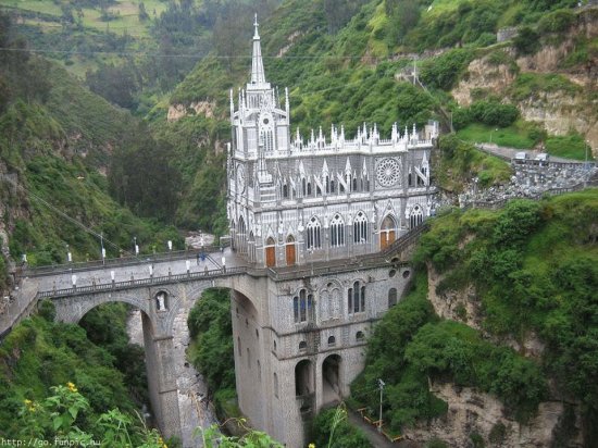 Iglesia en la montaÃ±a