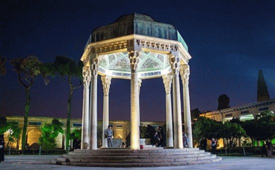 hafez tomb