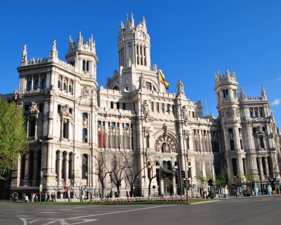 madrid_building_architecture_street_