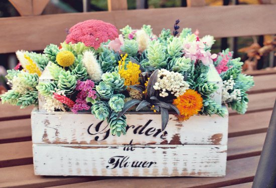 caja con flores