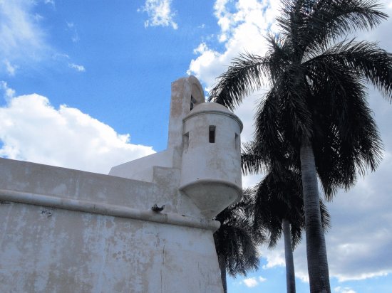 Torreta en la muralla de Ciudad Campeche.