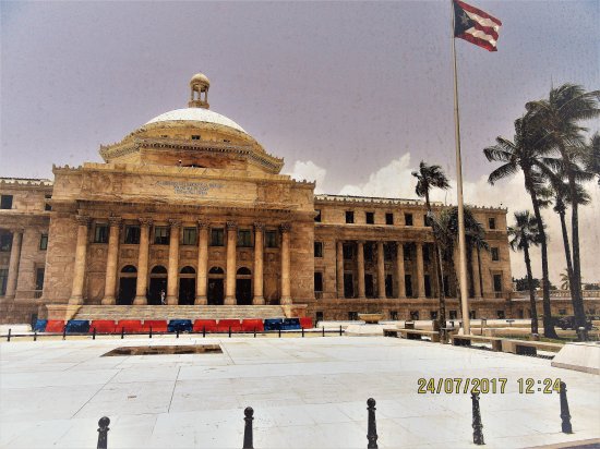 Edificio del Congreso estatal de Puerto Rico.