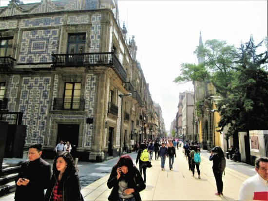 Calle peatonal Madero, Ciudad de MÃ©xico.