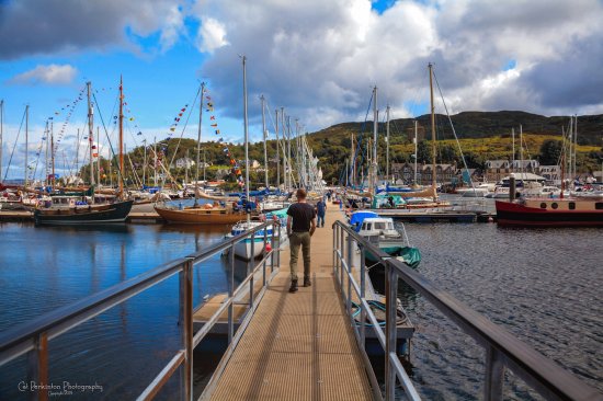 Scotland Marina Tarbert