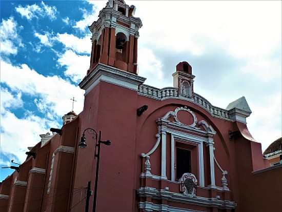 Templo en la Ciudad de Puebla, MÃ©xico.