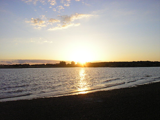 Atardecer en el Lago de Salto Grande