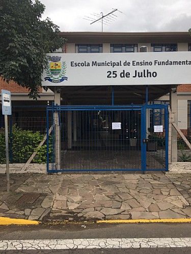 Escola 25 de Julho