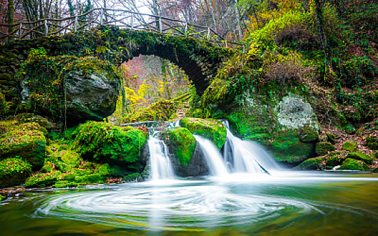 cascada asombroso