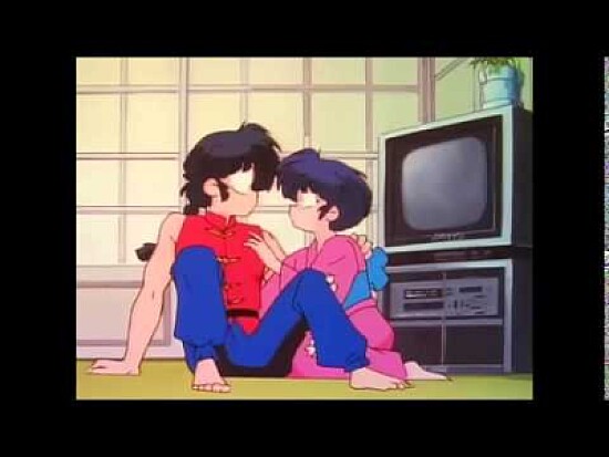 ranma y akane se abrazan y se sonrojan ranma 1/2