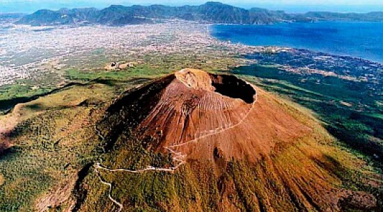 VOLCAN MONTE VESUBIO