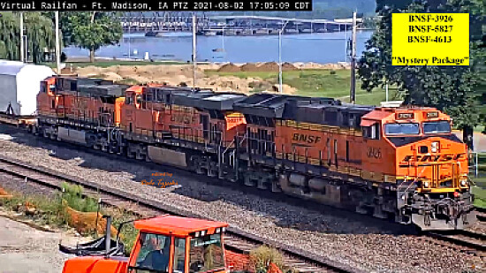 FMD BNSF-3926, BNSF-5827,   BNSF-4613 w Mystery Package  Ft Madison-IA